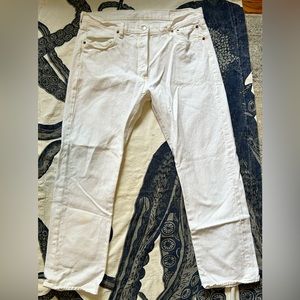 Levi’s size 36/30. Men’s jeans. White.